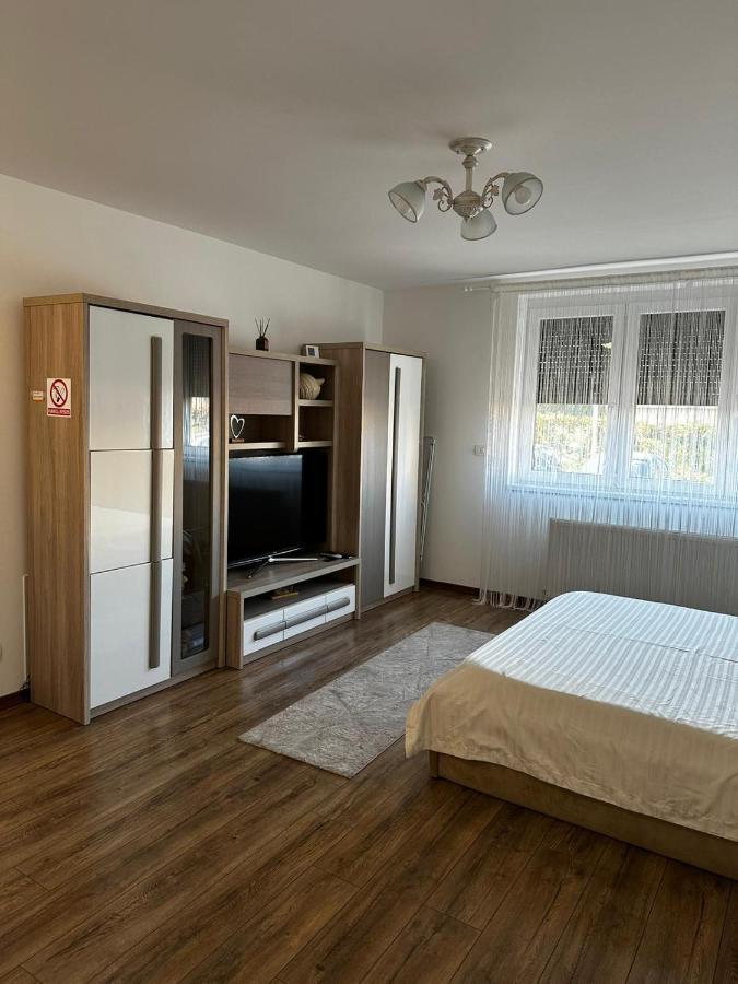 Anastasia Apartament Apartamento Oradea Exterior foto